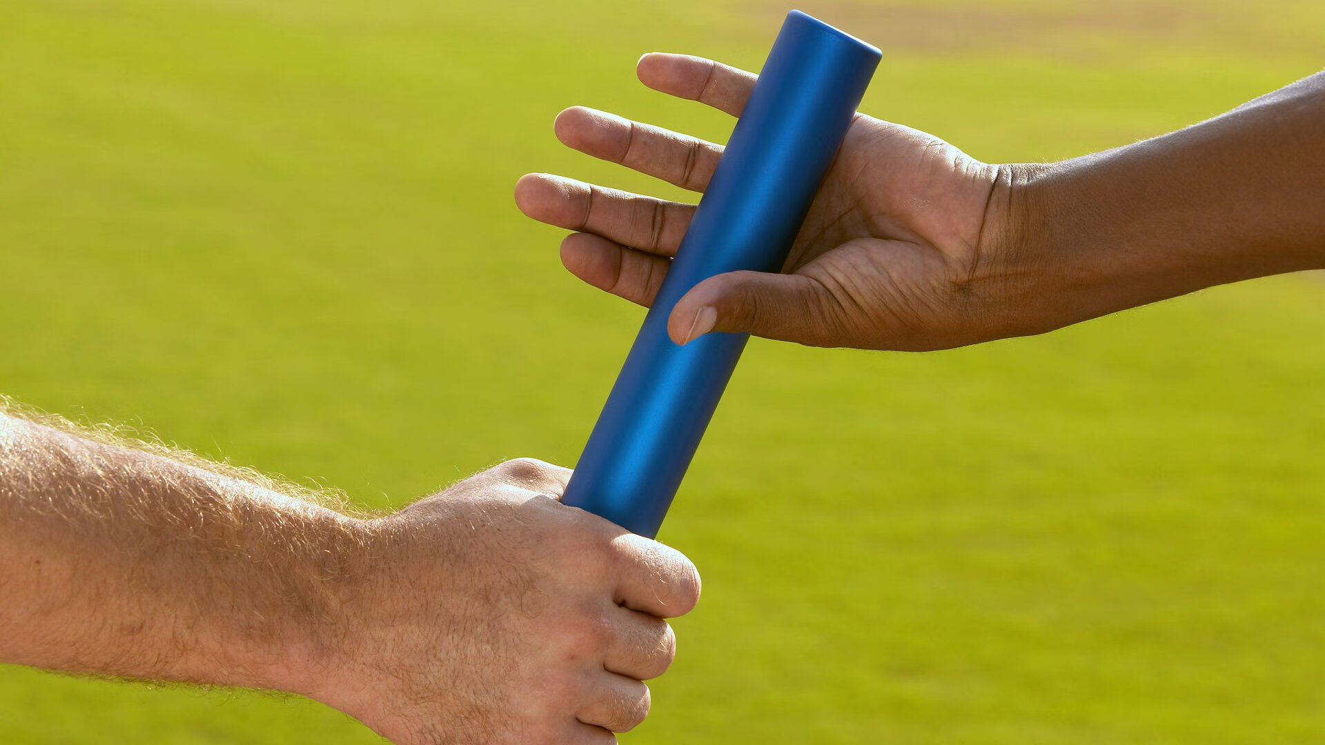 “英超决战临近，豪门比赛逐渐升温”，英超落寞豪门